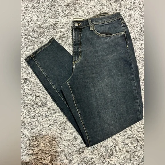 NWOT Universal Thread High Rise Skinny fit size 14 regular length - Picture 1 of 5